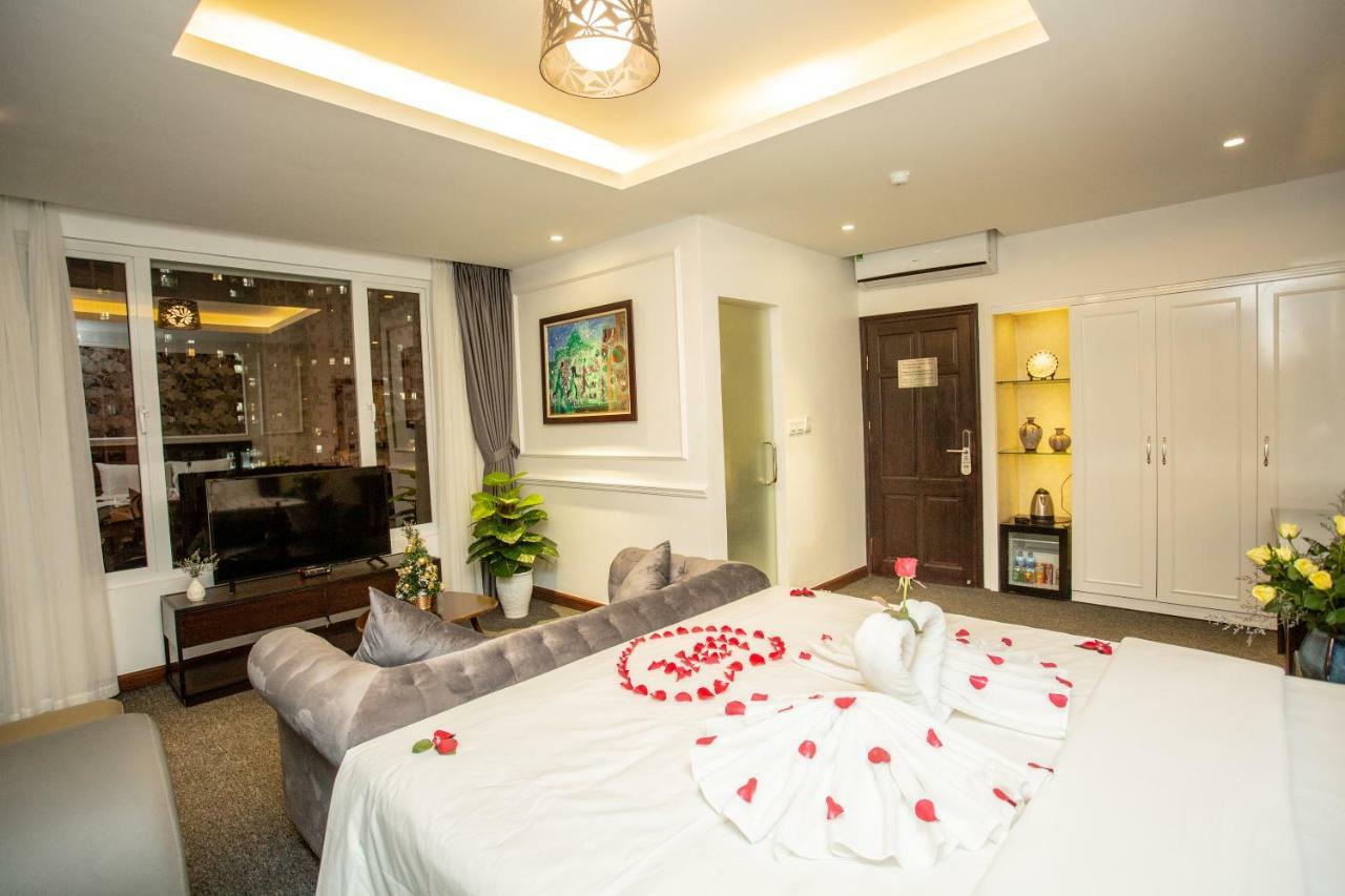 Adeline Hotel Hanoi Bagian luar foto